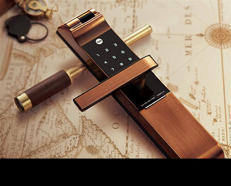 圖片包含 桌子, 室內(nèi), 木, 躺

描述已自動生成