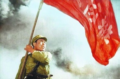 《英雄兒女》:銀幕內(nèi)外永不枯竭的精神力量 《英雄兒女》:銀幕內(nèi)外永不枯竭的精神力量