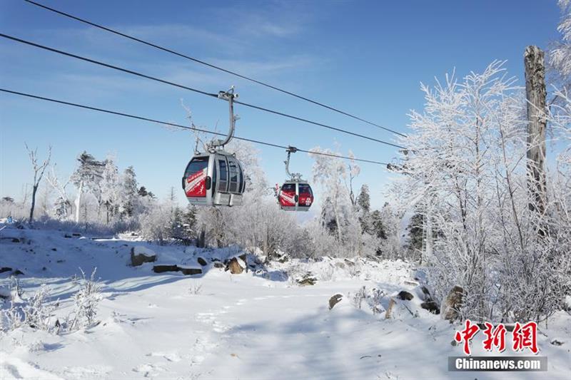 吉林北大湖高山霧凇宛如仙境
