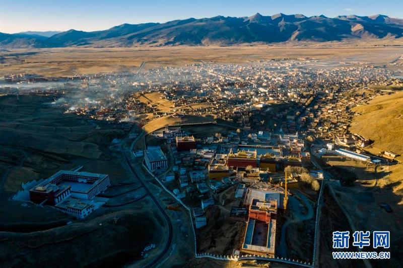 從高原山村走出來的丁真