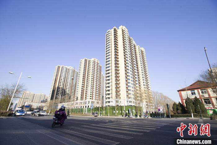 資料圖：與上海外灘一江之隔的陸家嘴金融中心。 湯彥俊 攝