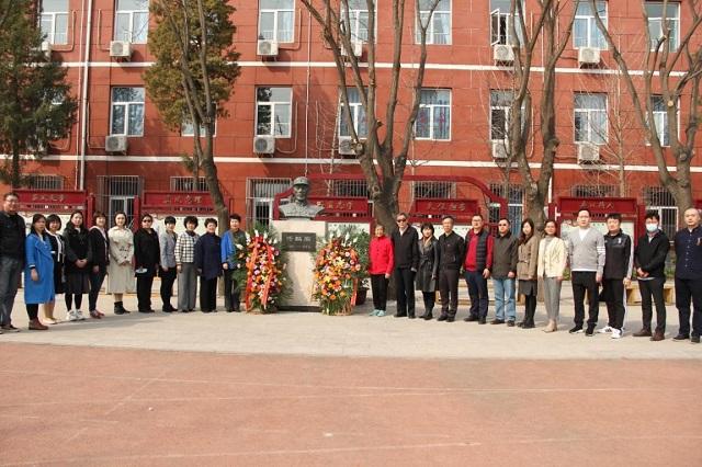 北京市佟麟閣學(xué)校開展“緬懷先烈 致敬英雄”主題活動