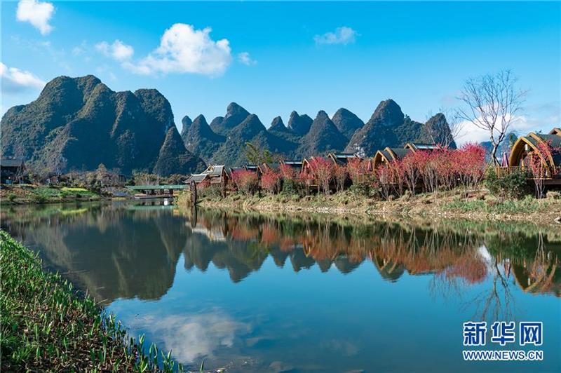 尋芳桂林陽朔 無邊春景一時新