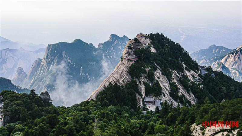 攝圖網(wǎng)_501776377_華山景區(qū)無人機照片(企業(yè)商用).jpg